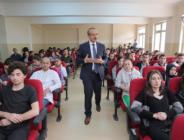 Vali Yavuz, Gençlerle Buluşmayı Sürdürüyor