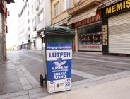 CADDELERE MASKE VE ELDİVENLER İÇİN TIBBİ ATIK KUTUSU YERLEŞTİRİLDİ