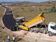 TURİZME GİDEN YOLLARA SICAK ASFALT