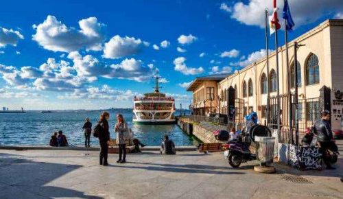 Kadıköy: İstanbul’un Ruhu, Öğrencilerin ve Kadınların Gözde Semti