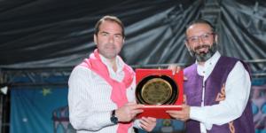 Yazar Sinan Yağmur ile “İnsan olmak” konulu söyleşi