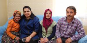 Bayan Yavuz, 6 Engelli Ailesini Ziyaret Etti