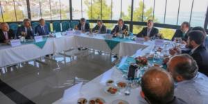 Vali Yavuz, “Seçkinci Yaklaşımlardan Uzak Durmalıyız”