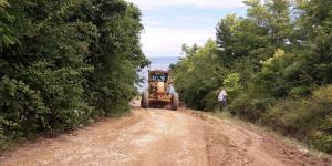 KIRSAL MAHALLELERDE YOL BAKIM ÇALIŞMALARI