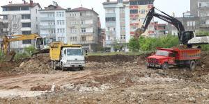 KAPALI PAZAR YERİNDE HAFRİYAT ÇALIŞMALARI ARALIKSIZ DEVAM EDİYOR