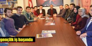 Ak gençlik iş başında