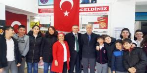Okul kantininden örnek davranış